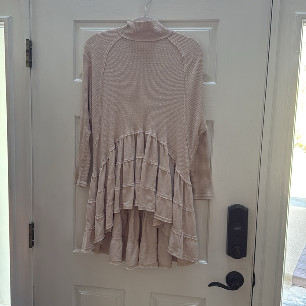 Free People long pale pink shirt